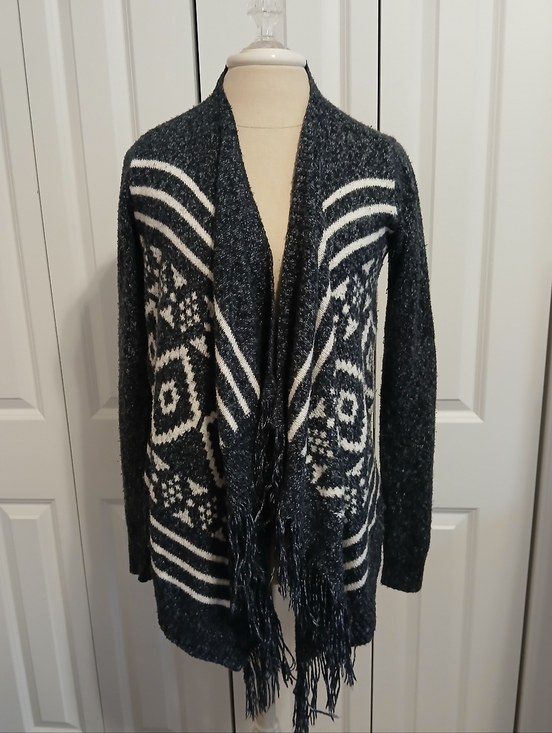 Hollister Sweaters - Ladies Like New Hollister Aztec Cascade Open Front Fringe Hi Low Sweater Medium